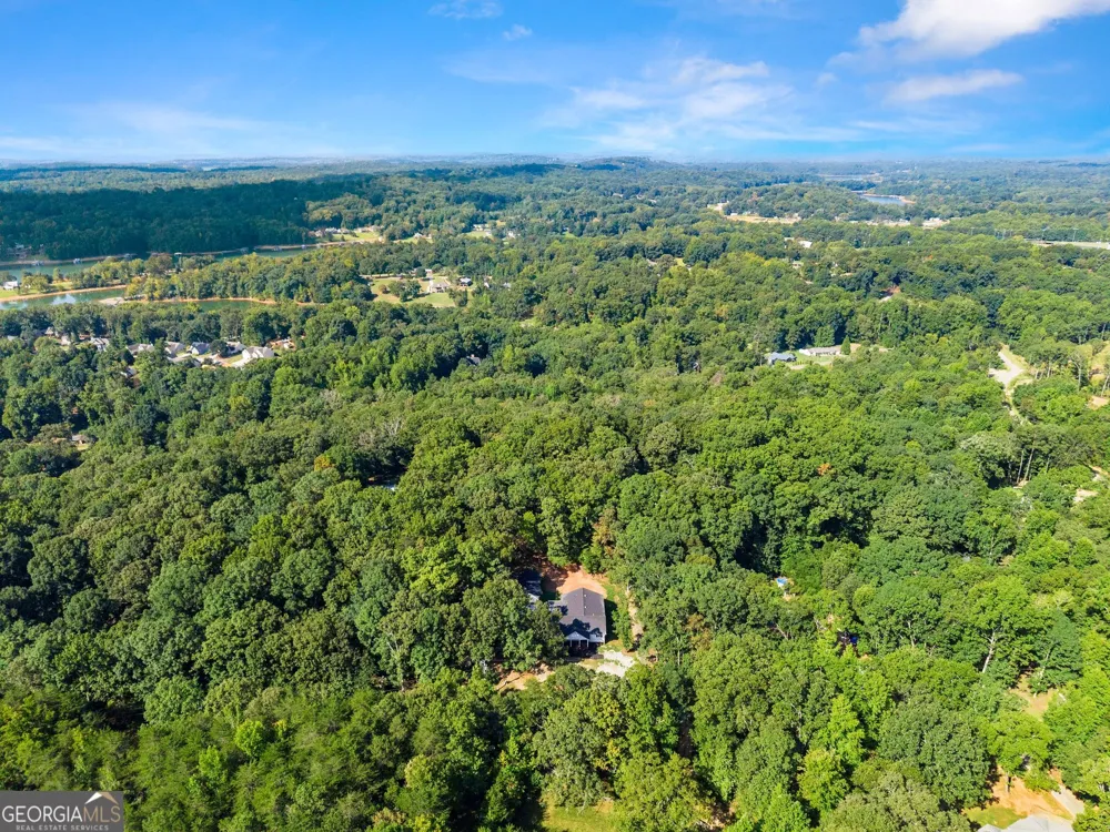 3528 Looper Lake RD Gainesville, GA 30506