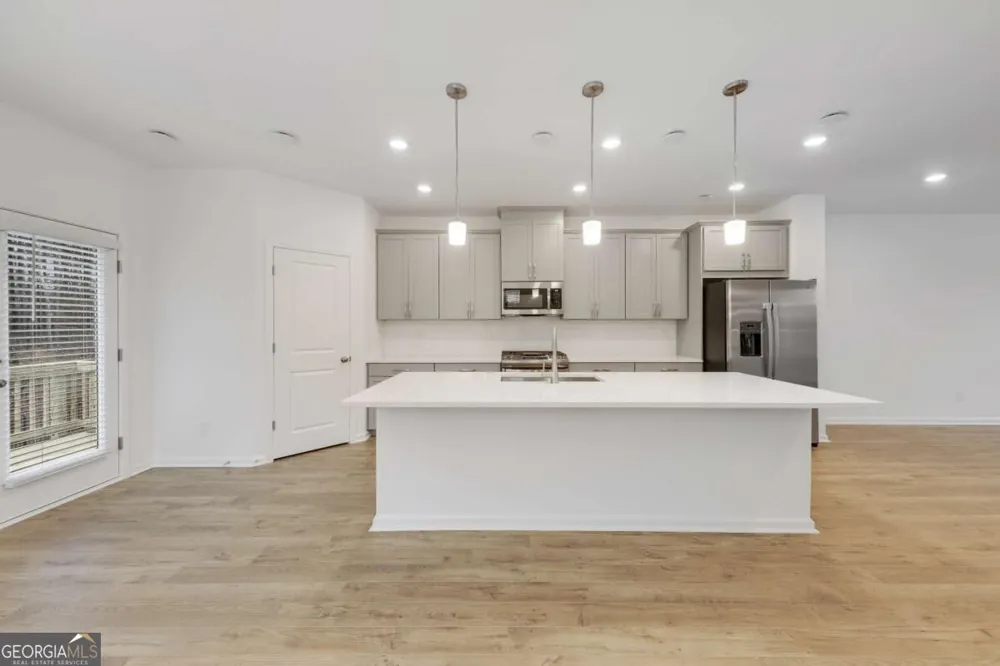 1447 Halstead PL Suwanee, GA 30024