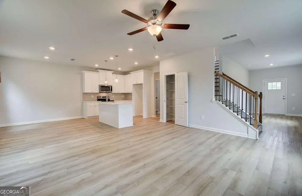 1 Camellia DR Fairburn, GA 30213