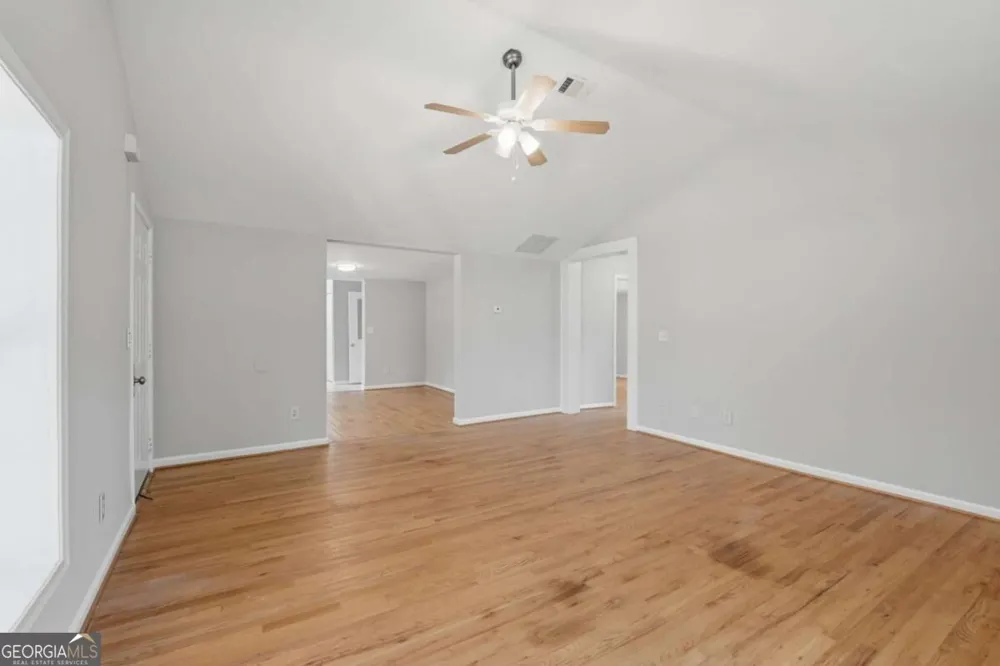 140 N Alexander ST Buford, GA 30518