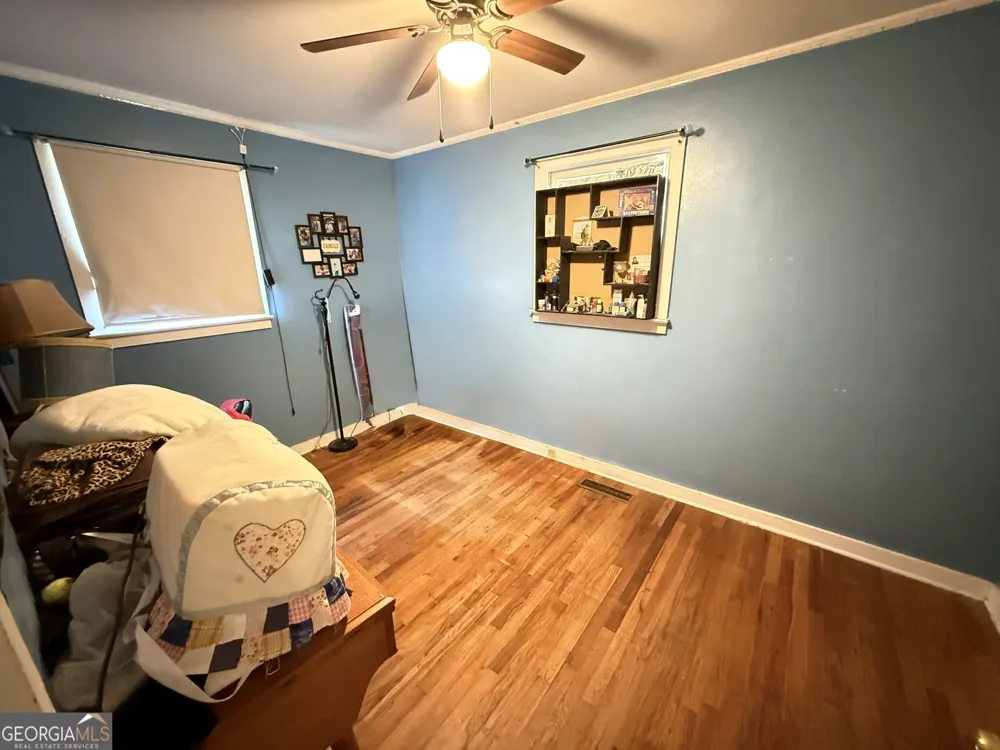 279 W Tate ST Elberton, GA 30635