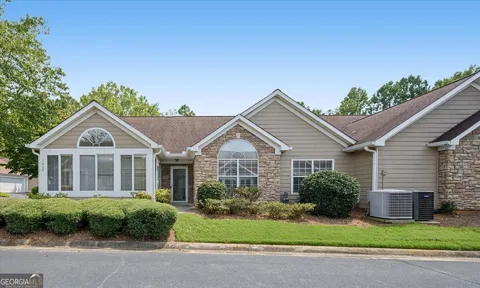 1862 Kolb Farm CIR SW