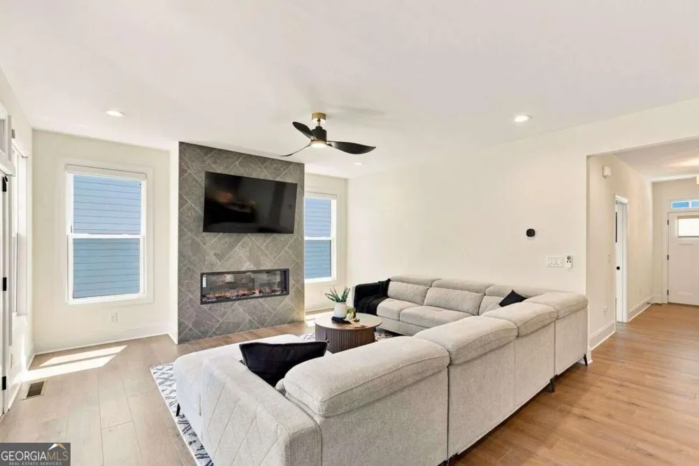 134 Spaulding LN Woodstock, GA 30188