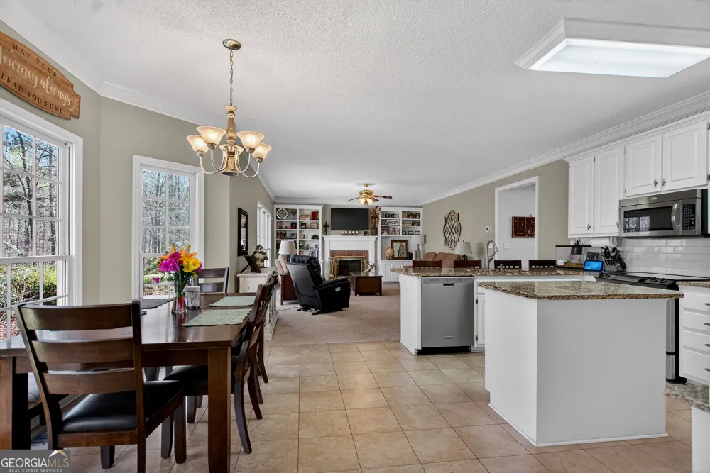 227 Ashford CIR LaGrange, GA 30240