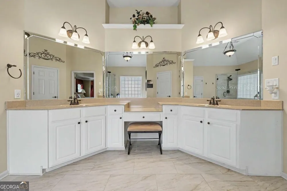 4030 Greenside CT Dacula, GA 30019