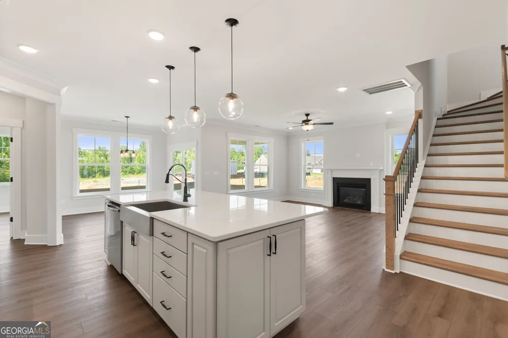 4423 Zed LN Loganville, GA 30052