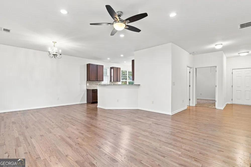 238 Balsam DR Canton, GA 30114