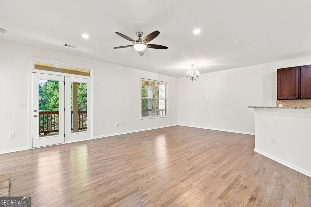 238 Balsam DR Canton, GA 30114