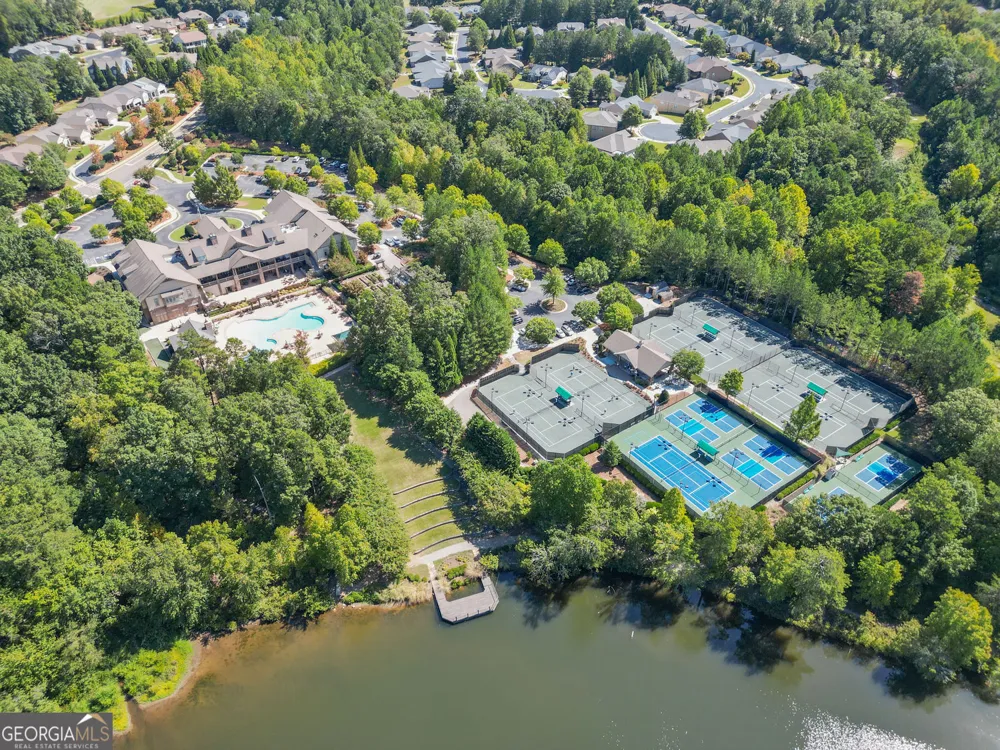 238 Balsam DR Canton, GA 30114