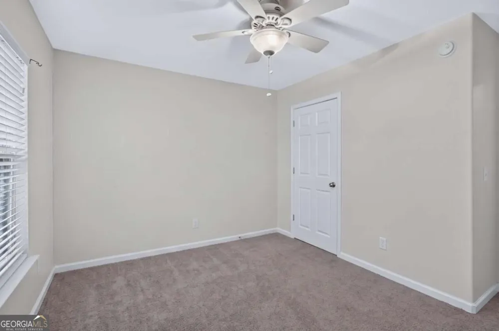 137 Spring Lakes DR Savannah, GA 31407