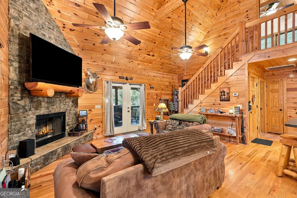 529 Newel DR Ellijay, GA 30540