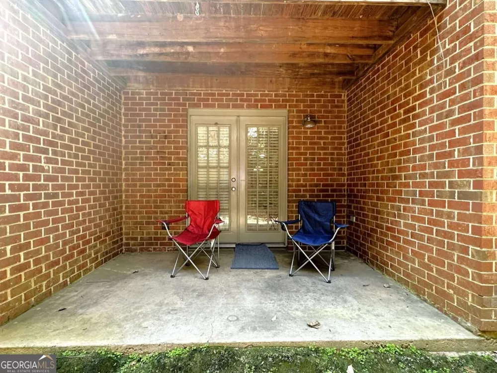 1055 Baxter ST Athens, GA 30606
