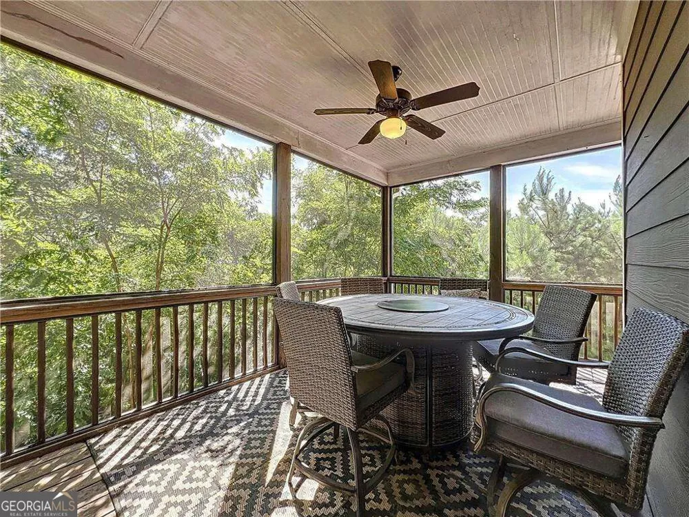 9 Hillshire DR Cartersville, GA 30120