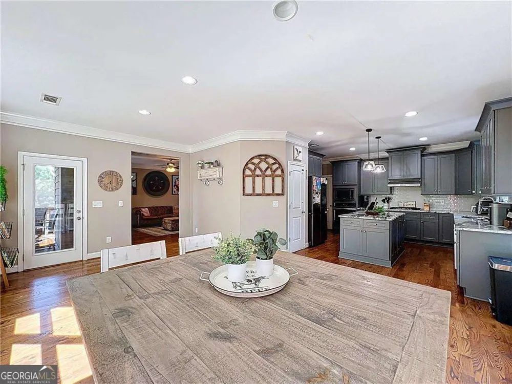 9 Hillshire DR Cartersville, GA 30120