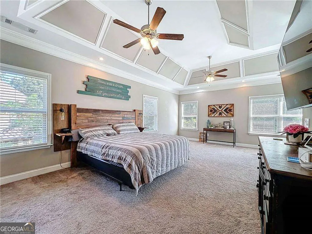 9 Hillshire DR Cartersville, GA 30120