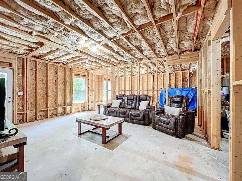 9 Hillshire DR Cartersville, GA 30120