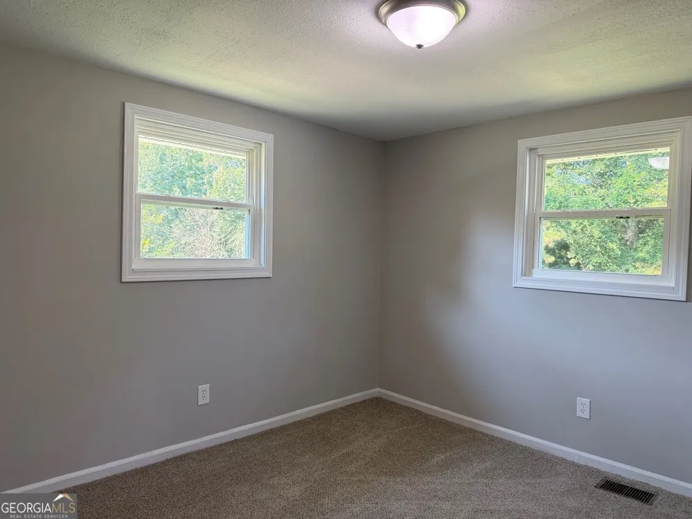 65 W Meadowcliff CIR Carrollton, GA 30116
