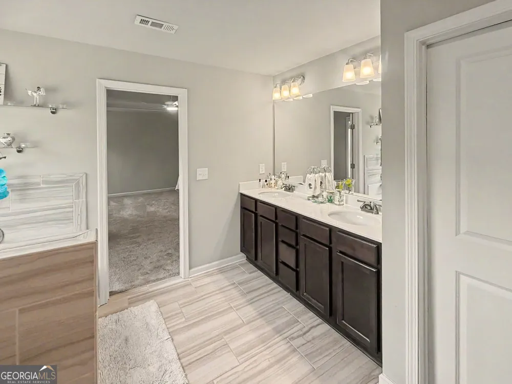 369 Auburn Crossing DR Auburn, GA 30011
