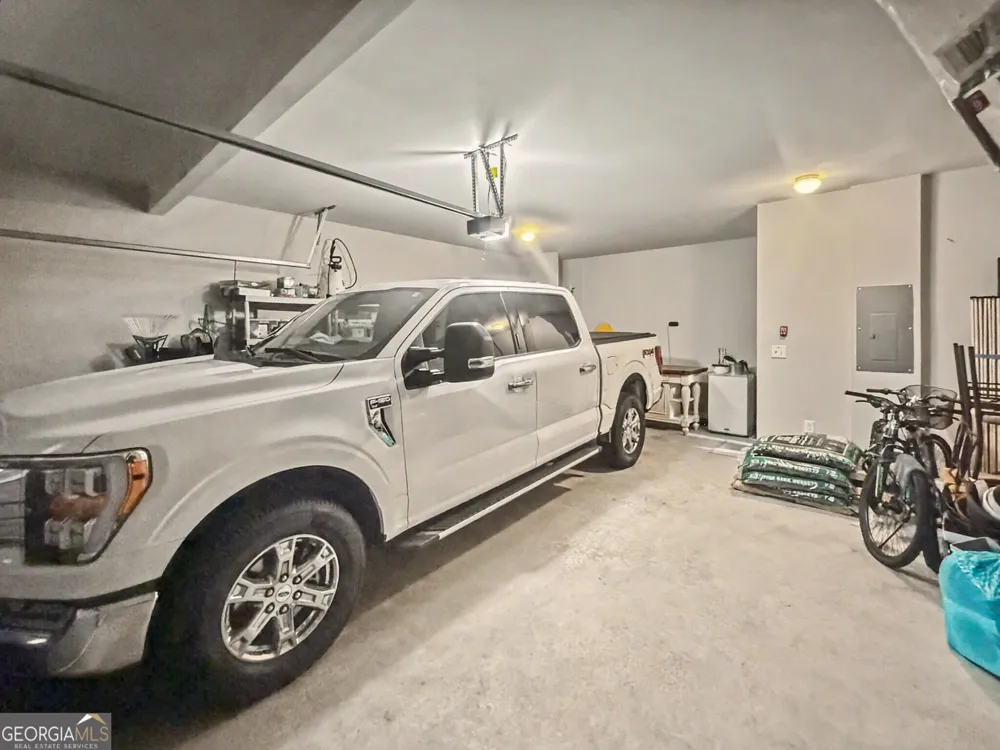 369 Auburn Crossing DR Auburn, GA 30011
