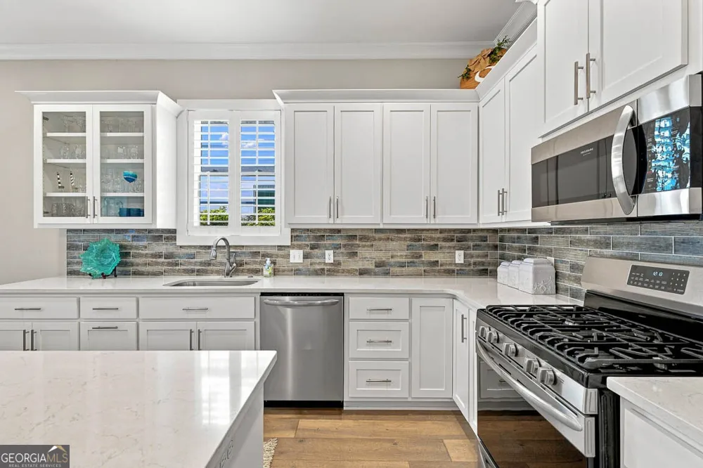 108 Ramsey LN St. Simons, GA 31522