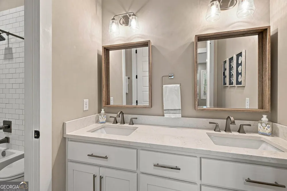 108 Ramsey LN St. Simons, GA 31522