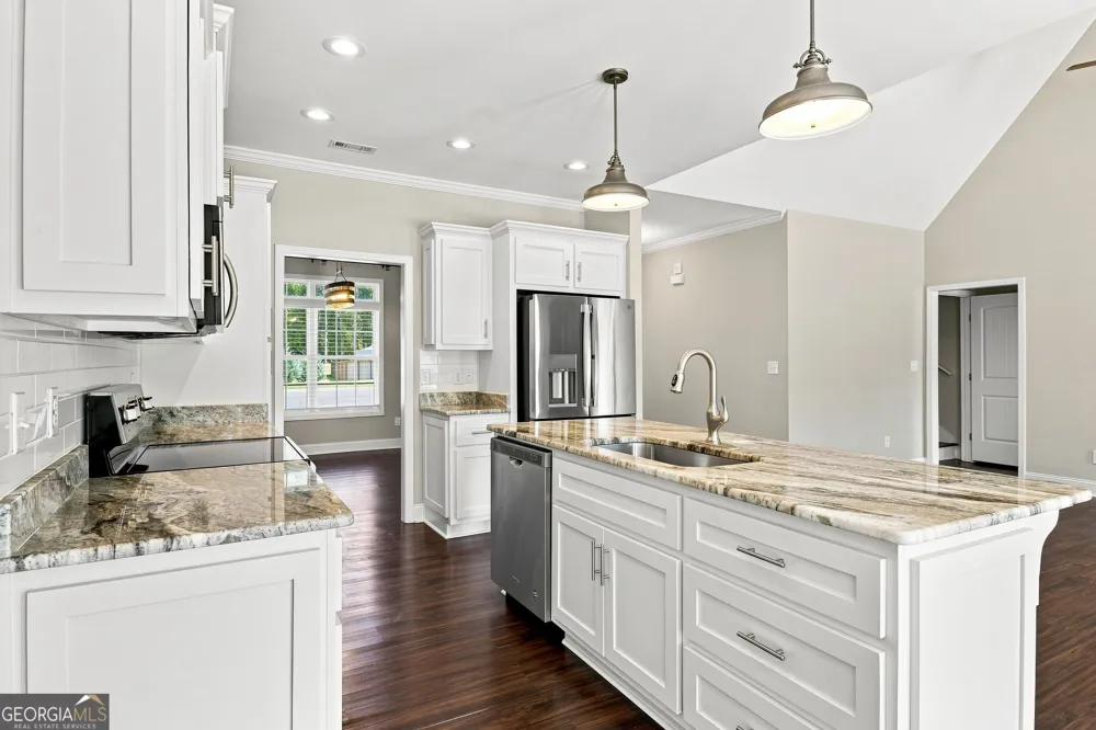 5 Ellen CT SW Rome, GA 30165