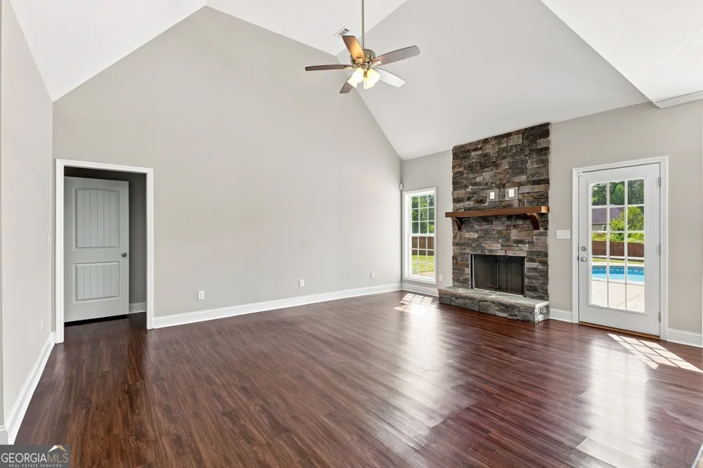 5 Ellen CT SW Rome, GA 30165