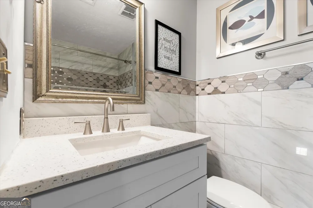 2431 Stonebridge LN Duluth, GA 30096