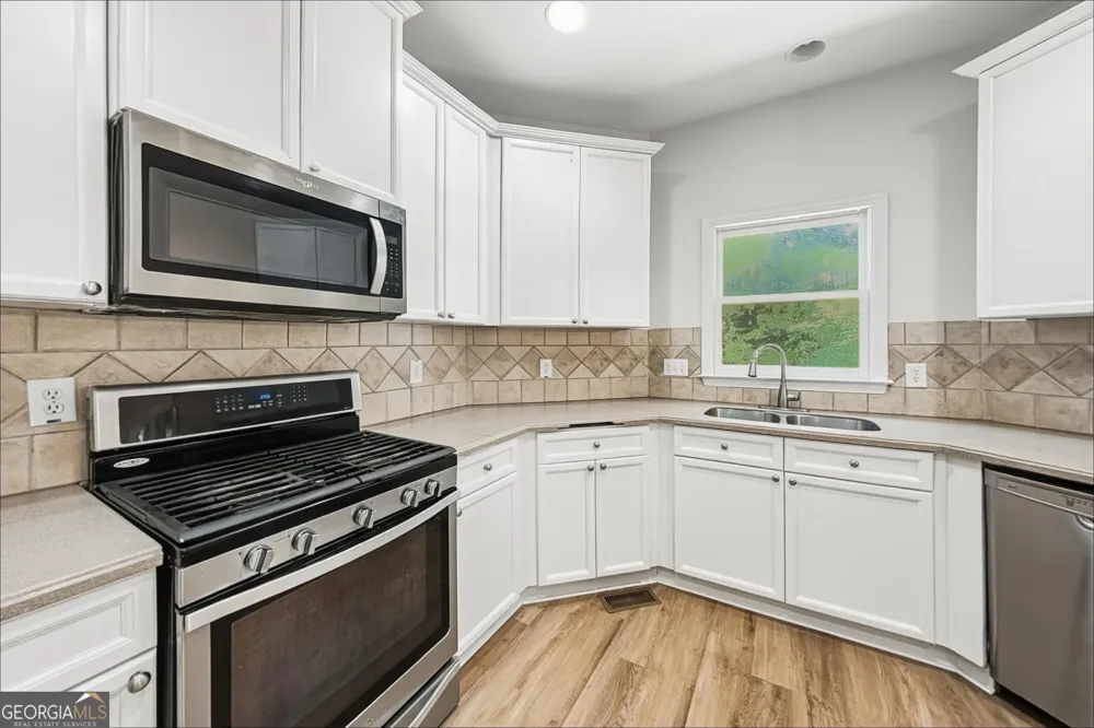 91 Paddington PL Acworth, GA 30101