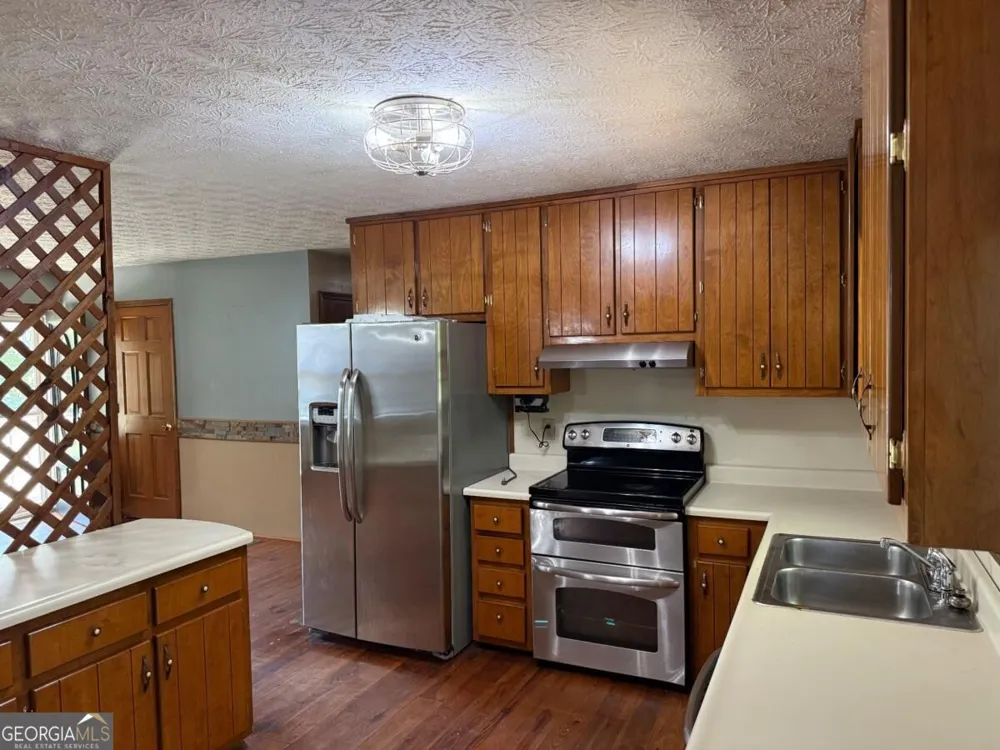 435 S Unity Grove RD Locust Grove, GA 30248