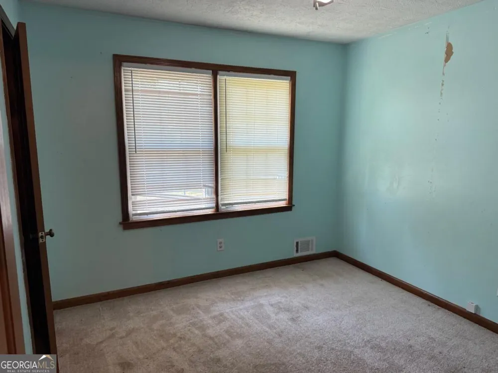 435 S Unity Grove RD Locust Grove, GA 30248