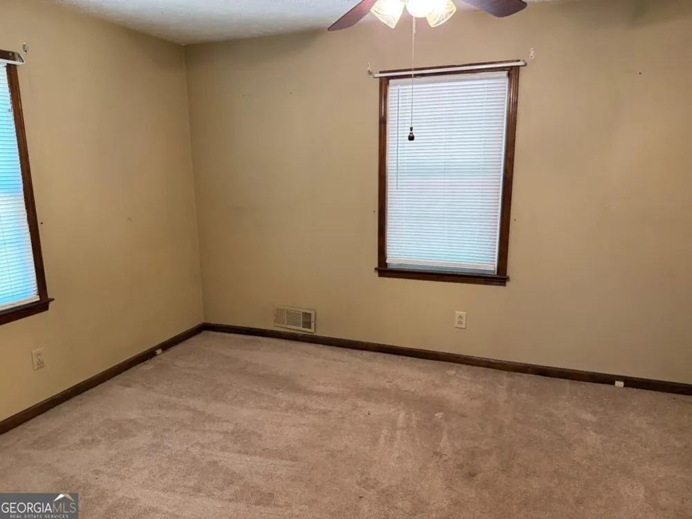 435 S Unity Grove RD Locust Grove, GA 30248