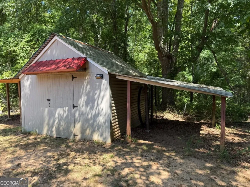 435 S Unity Grove RD Locust Grove, GA 30248