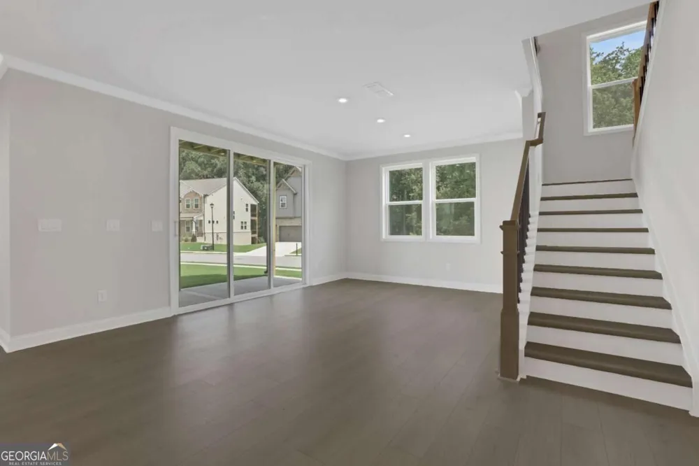 4081 Adler CIR Buford, GA 30519