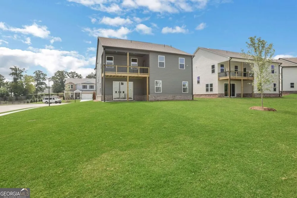 4081 Adler CIR Buford, GA 30519