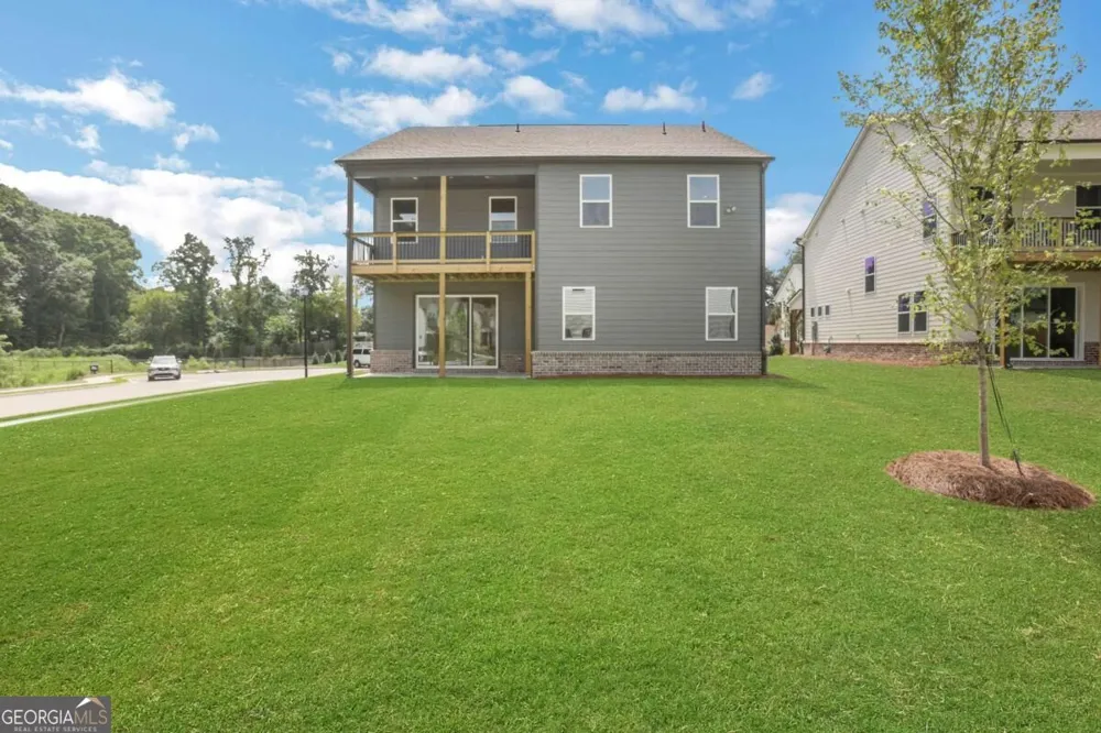 4081 Adler CIR Buford, GA 30519