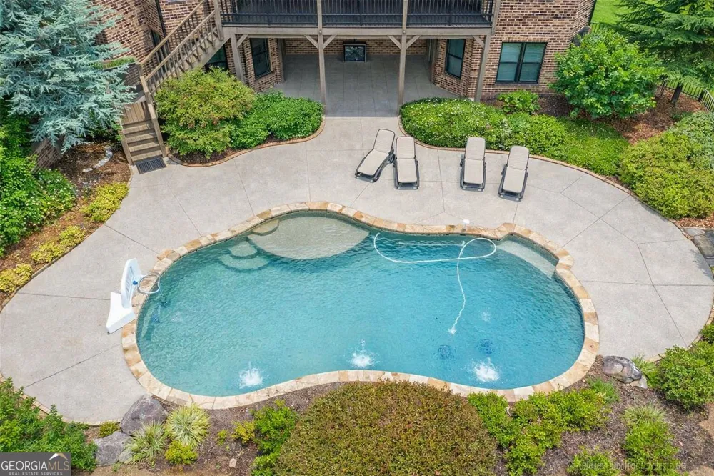 2792 Springbluff LN Buford, GA 30519