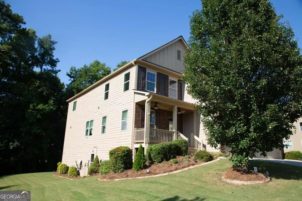2410 Cain CIR Dacula, GA 30019
