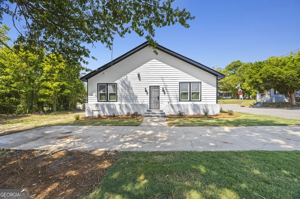 2652 Antioch RD Macon, GA 31206