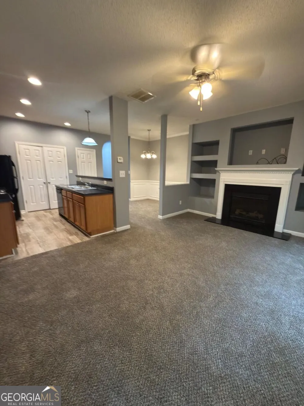 549 Maggie LN Jonesboro, GA 30238