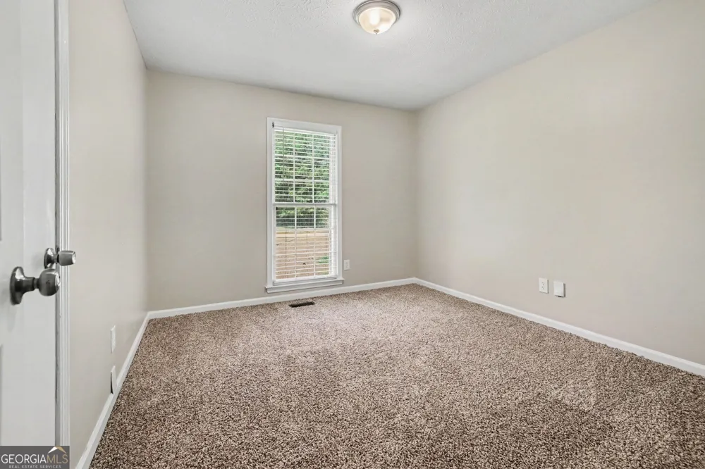 50 Freestone DR Newnan, GA 30265