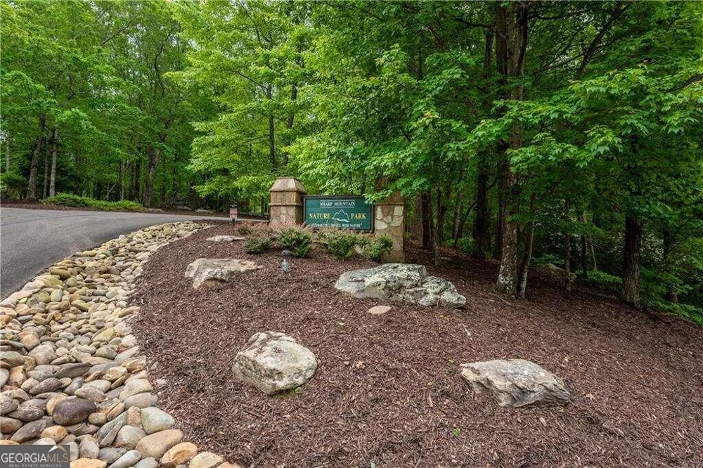 307 Stonehaven CT Jasper, GA 30143