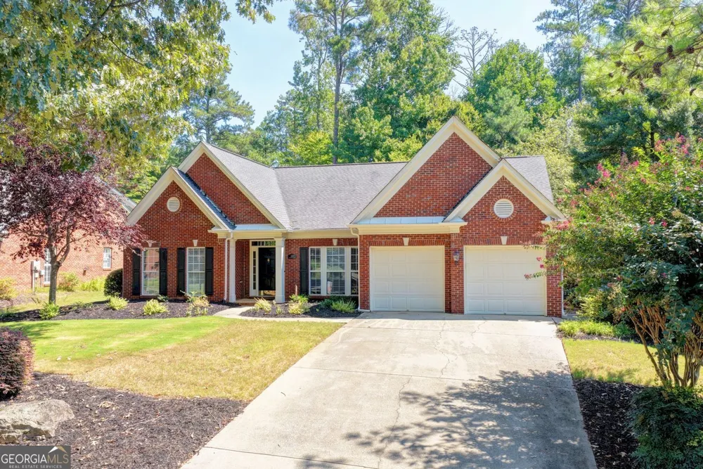 1105 Bookhout DR Cumming, GA 30041