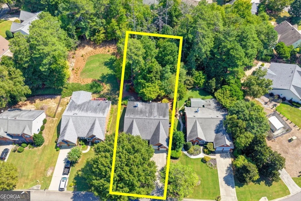 1105 Bookhout DR Cumming, GA 30041