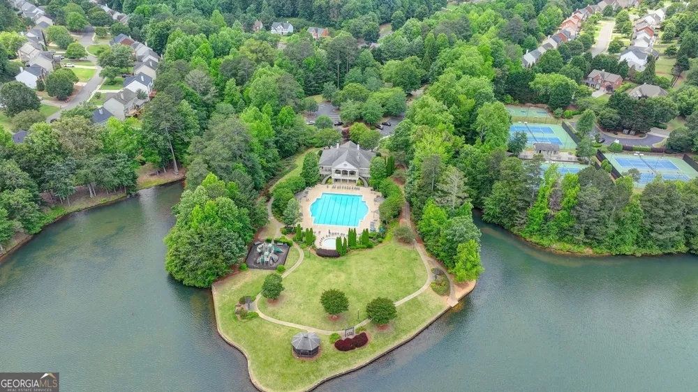 1105 Bookhout DR Cumming, GA 30041