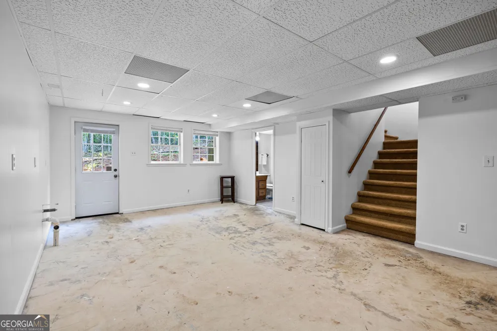 400 Darren DR Fayetteville, GA 30215