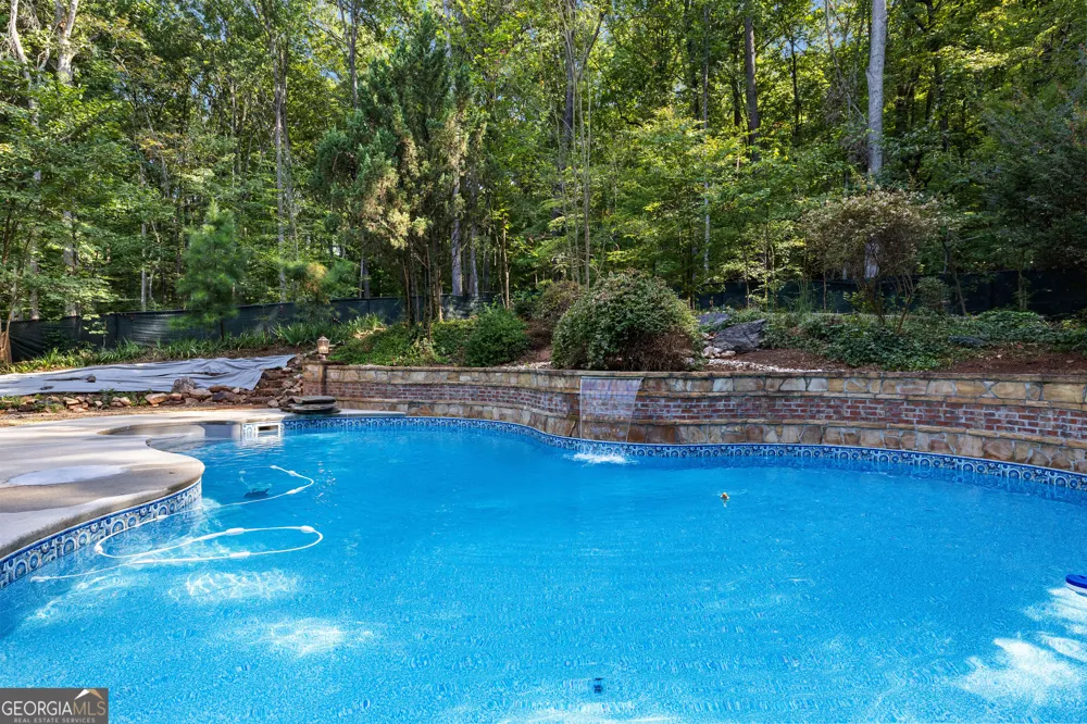 400 Darren DR Fayetteville, GA 30215