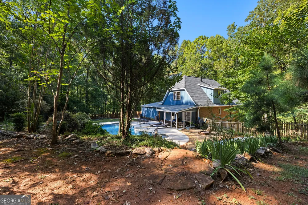 400 Darren DR Fayetteville, GA 30215