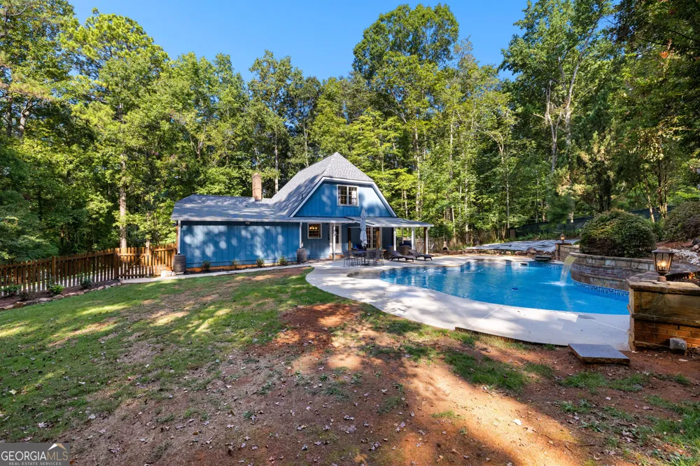 400 Darren DR Fayetteville, GA 30215