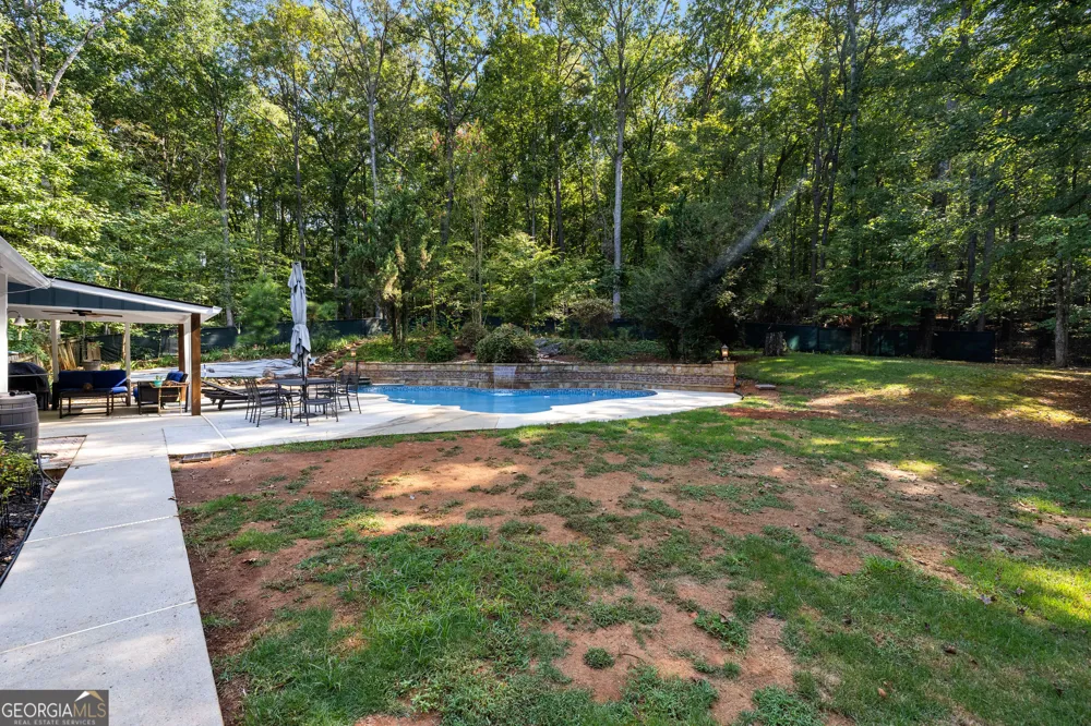 400 Darren DR Fayetteville, GA 30215